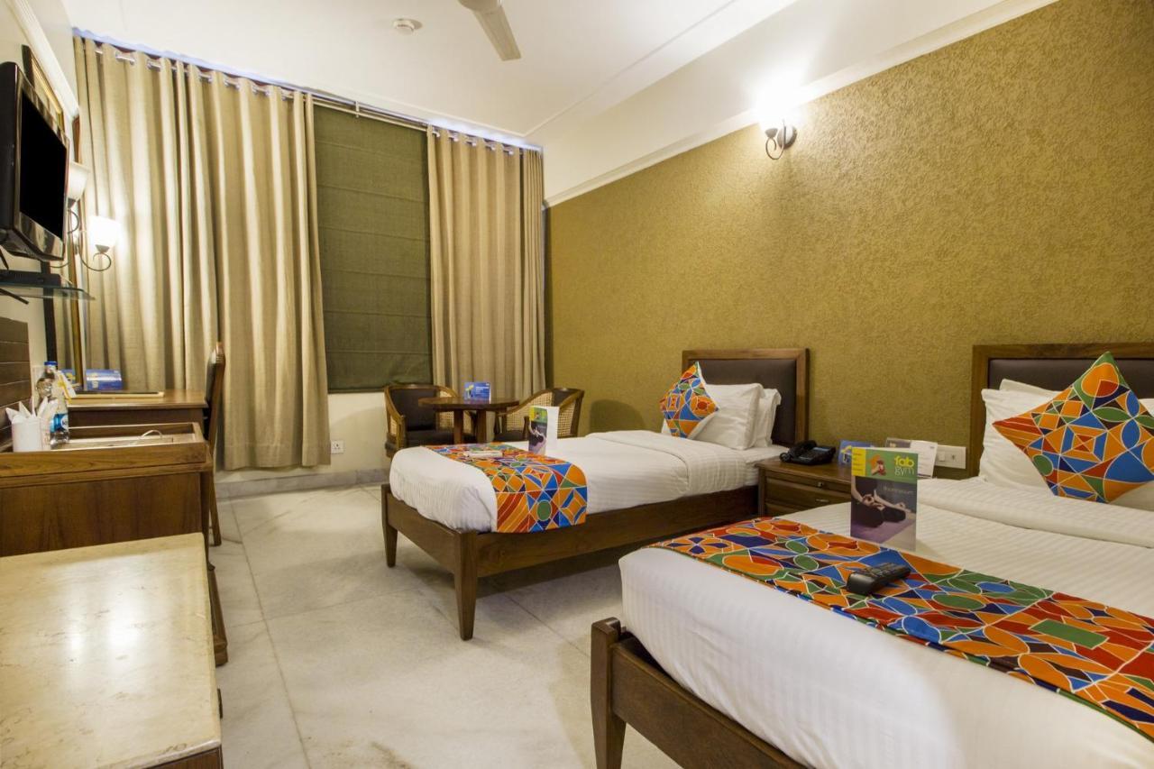 缤旅歇隆兹酒店 Chandīgarh 外观 照片